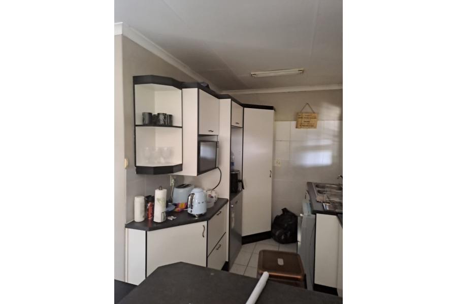 To Let 3 Bedroom Property for Rent in Abbotsford Eastern Cape